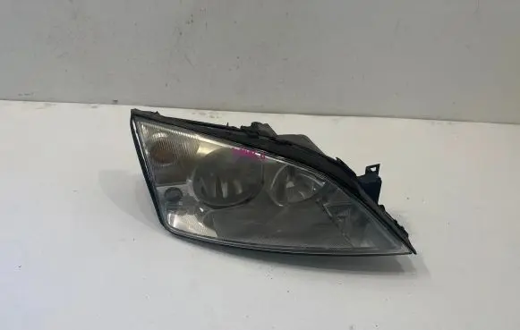 Ford Mondeo Mk III Headlight/headlamp 0301174204 1S7113005SE