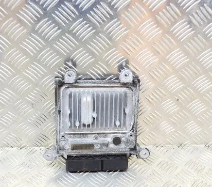 Mercedes-Benz C W205 Engine control unit/module A6519000603 28449850