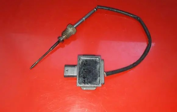 Mercedes-Benz C W205 Exhaust gas temperature sensor A0009054409 2853000360