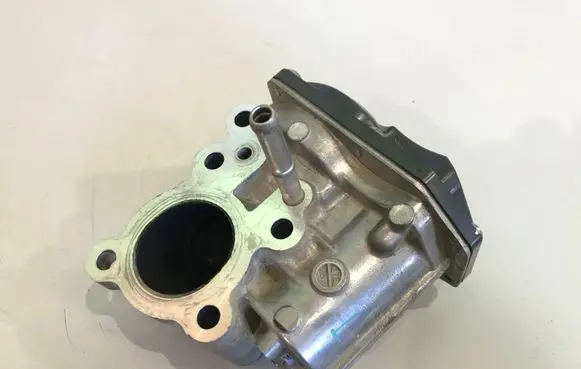 Toyota Hilux (AN120, AN130) EGR valve 258000E010 VN1501000350 FU2530728