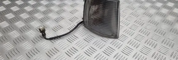 Volkswagen PASSAT B3 Front indicator light 357953050A