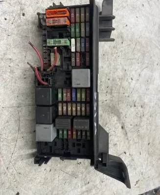 Mercedes-Benz ML W164 Fuse module A1645400272 5072426 15454741