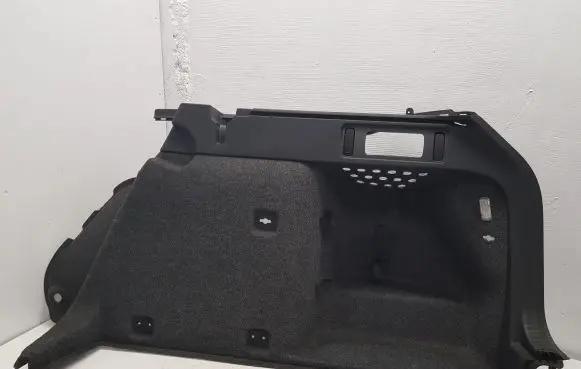 Trunk/boot lower side trim panel