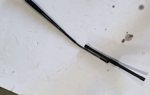 Volkswagen Sharan Front wiper blade arm 7N1955410A
