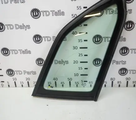 Skoda Octavia Mk3 (5E) Rear side window 5E9845297