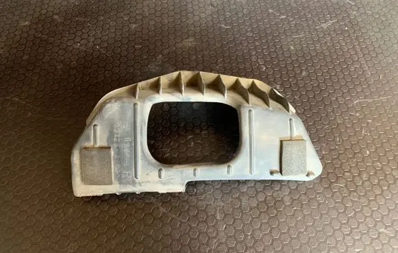 Lexus RX 330 - 350 - 400H Fog light bracket 5212548030