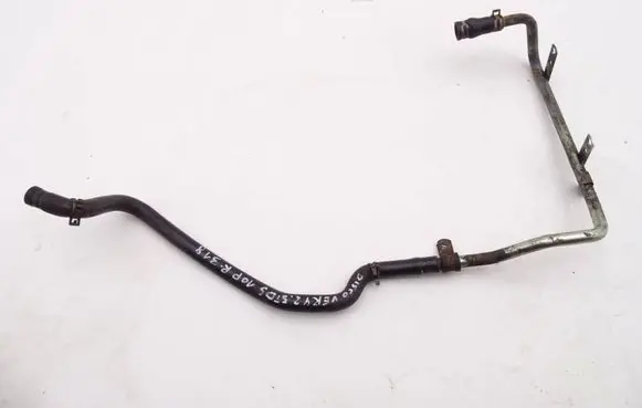 Land Rover Discovery Engine coolant pipe/hose