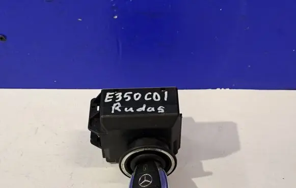 Mercedes-Benz E W212 Ignition lock A2125450108
