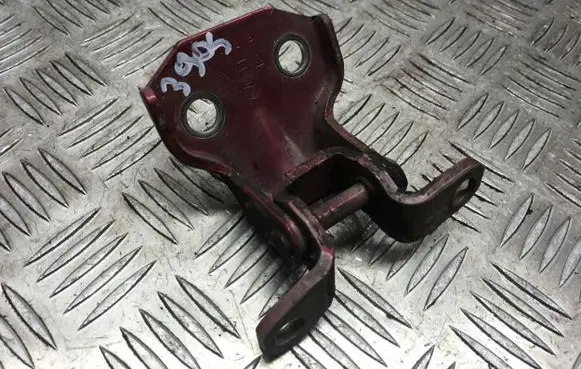 Subaru Forester SG Front door lower hinge 