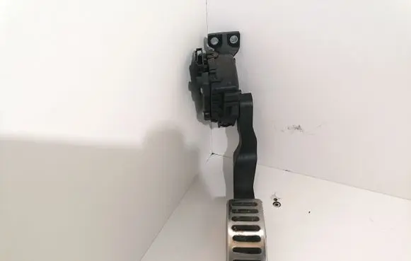 Volkswagen Phaeton Accelerator throttle pedal 3D1721503M 6PV00777043HLO