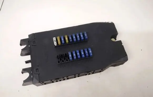 Mercedes-Benz Vito Viano W638 Fuse box set 0005400650 08501002