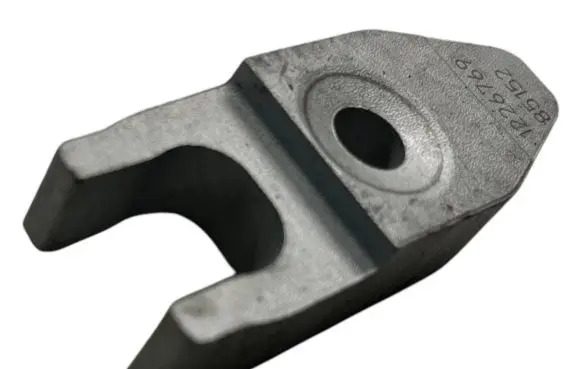 Opel Astra K Fuel Injector clamp holder 1226769 85152