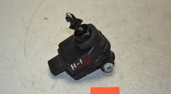Honda CR-V Headlight level adjustment motor 0307852363
