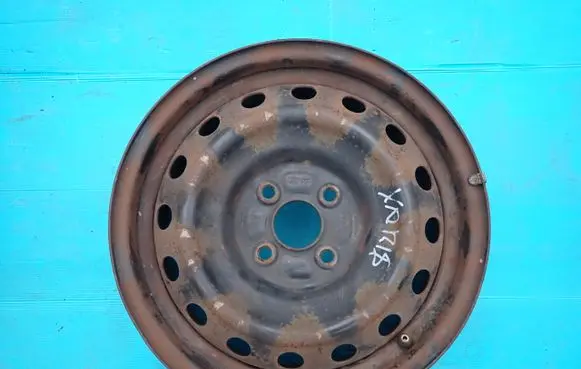 Toyota Yaris R15 steel rim 