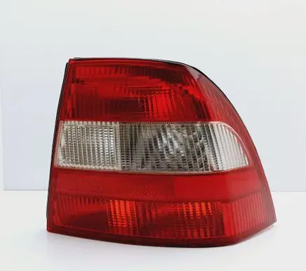 Opel Vectra B Rear/tail lights 37360748