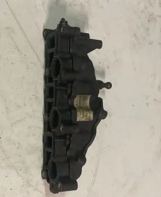 Audi A4 S4 B7 8E 8H Intake manifold 1052522S04