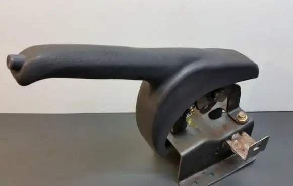 SsangYong Korando Handbrake/parking brake lever assembly