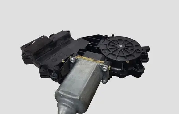 Seat Alhambra (Mk1) Rear door window regulator motor 7M3959811 990513 YM2114A389BA