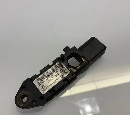 Mercedes-Benz E W211 Airbag deployment crash/impact sensor 0028201326 A0028201326