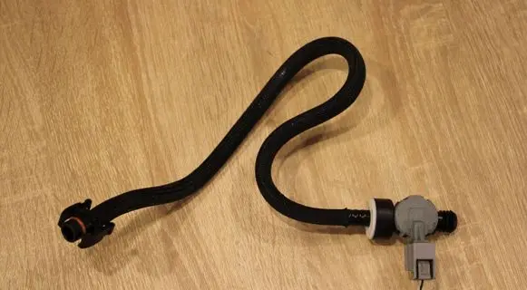 Renault Megane III Fuel pressure sensor 