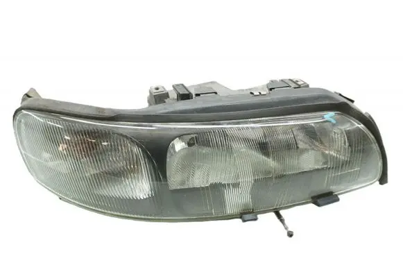 Volvo V70 Headlight/headlamp 8693548