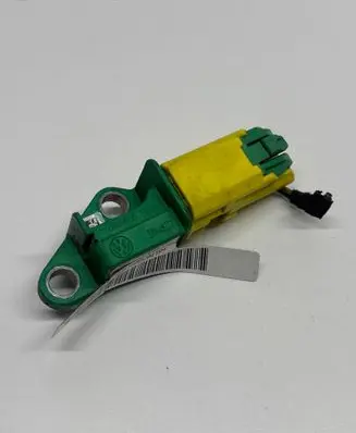 Volkswagen Golf V Airbag deployment crash/impact sensor 1K0909606 5WK4327