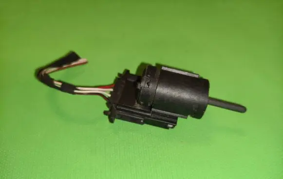 Audi Q7 4L Brake pedal sensor switch 3B0945511C 19322010 07091