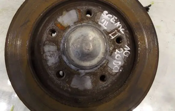 Renault Scenic III - Grand scenic III Rear wheel hub spindle/knuckle 