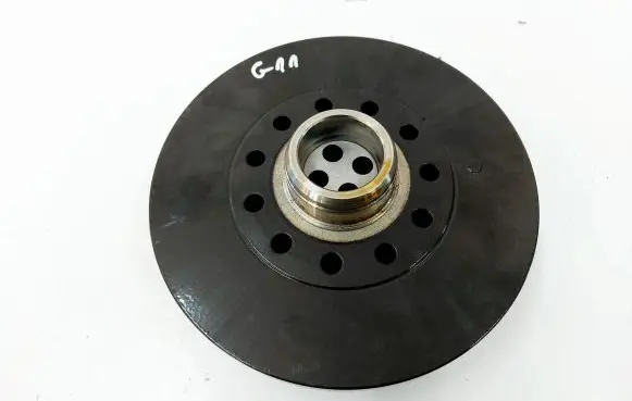 BMW 7 G11 G12 Crankshaft pulley 8650741
