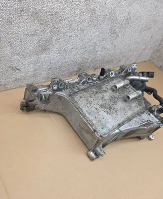Volkswagen PASSAT B8 Intake manifold 04L129766AH 04L906051B 190646