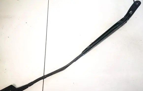 Opel Combo E Front wiper blade arm w86562