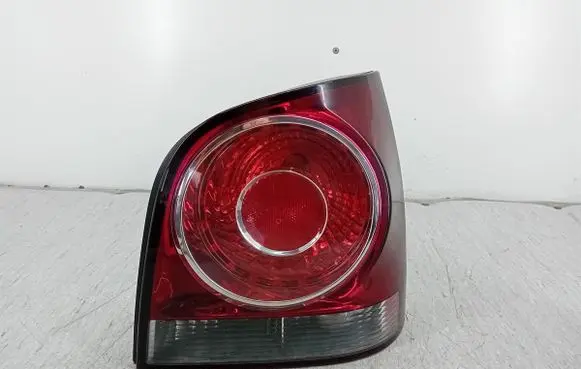 Volkswagen Polo IV 9N3 Rear/tail lights