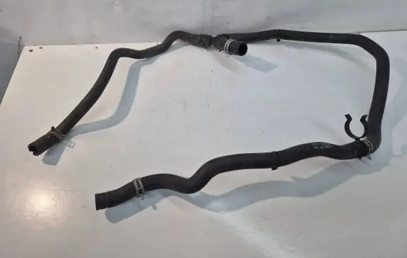 Ford Fiesta Engine coolant pipe/hose 8V2118K580DB 8V218C351DA