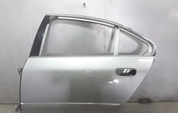 Peugeot 607 Rear door