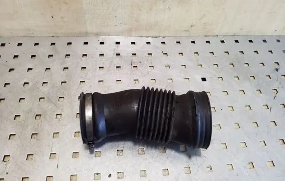 Volvo XC70 Air intake hose/pipe 30769233