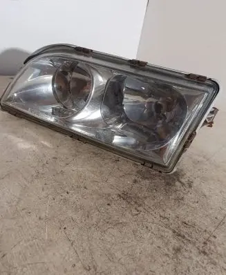 Volvo S40, V40 Headlight/headlamp