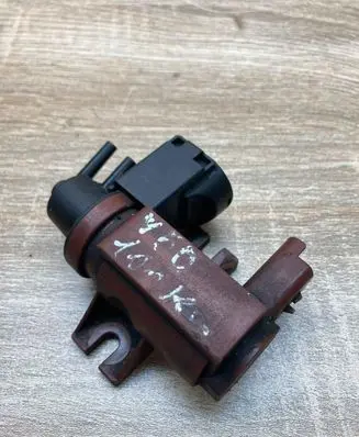 Ford Focus Turbo solenoid valve 6G9Q9E882CA 70177100