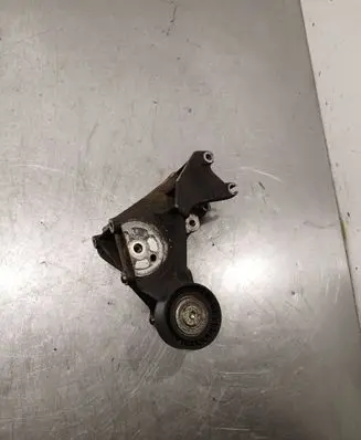 Citroen C8 Engine mounting bracket 9643834880 96348179