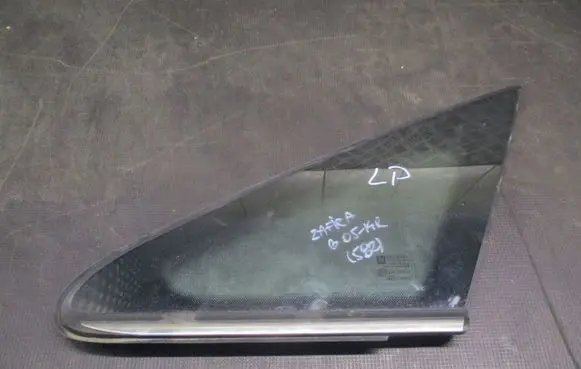 Opel Zafira B Front triangle window/glass 