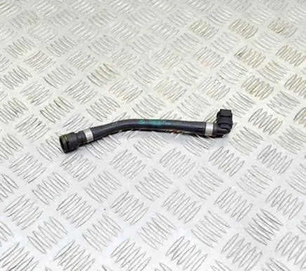 BMW 5 G30 G31 Engine coolant pipe/hose 8572907