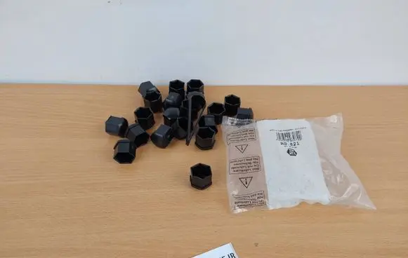 Hyundai Tucson TL Nuts/bolts RG821