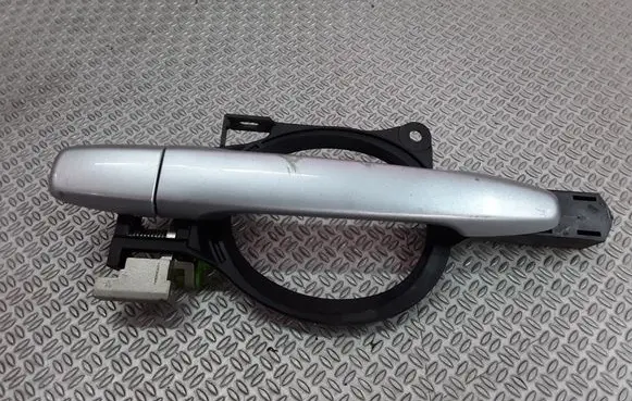 Mitsubishi Lancer X Rear door exterior handle