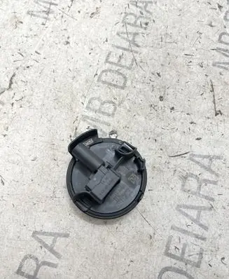 Mercedes-Benz C W205 Airbag deployment crash/impact sensor A2139051400