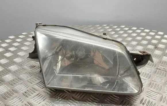 Mazda 323 Headlight/headlamp 1305630308