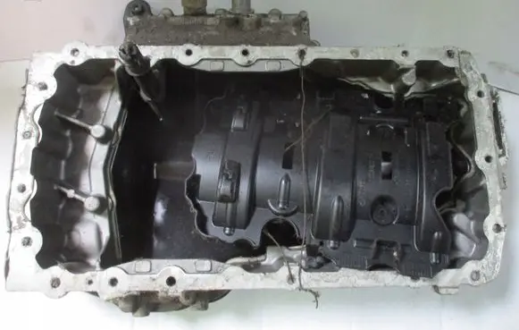 Peugeot 5008 Oil sump 9681842080