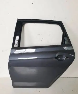Volkswagen Taigo Rear door