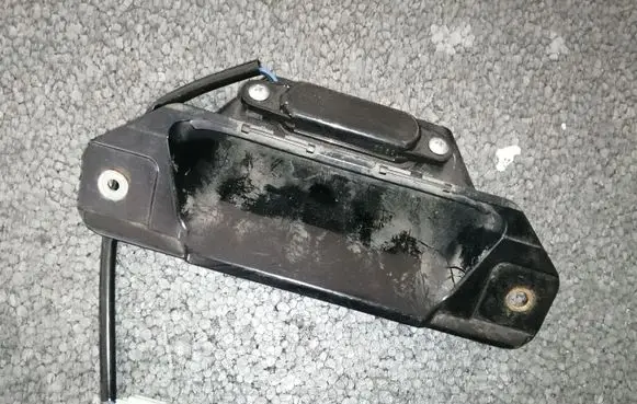 Tailgate opening switch