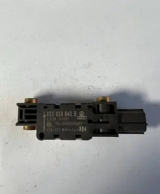Audi A4 S4 B6 8E 8H Airbag deployment crash/impact sensor 8E0959643B 020807 020586