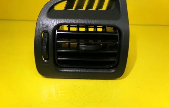 Mazda 626 Dashboard side air vent grill/cover trim