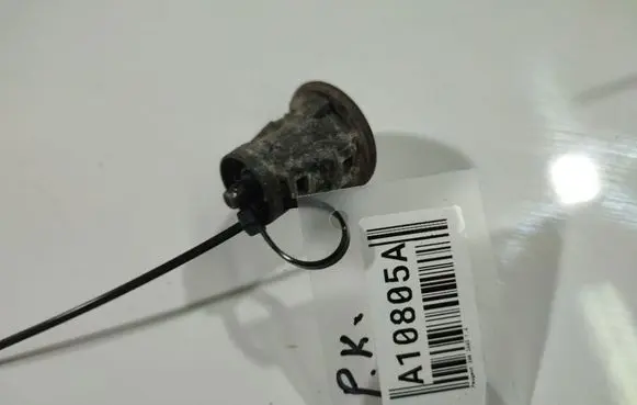 Peugeot 206 Front door lock (next to the handle) 
